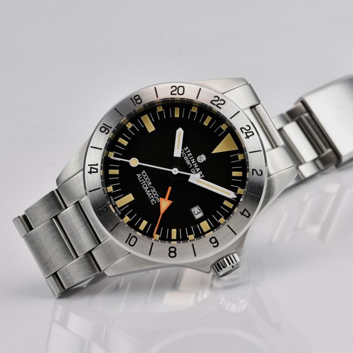 Steinhart Ocean One Vintage GMT Taucheruhr