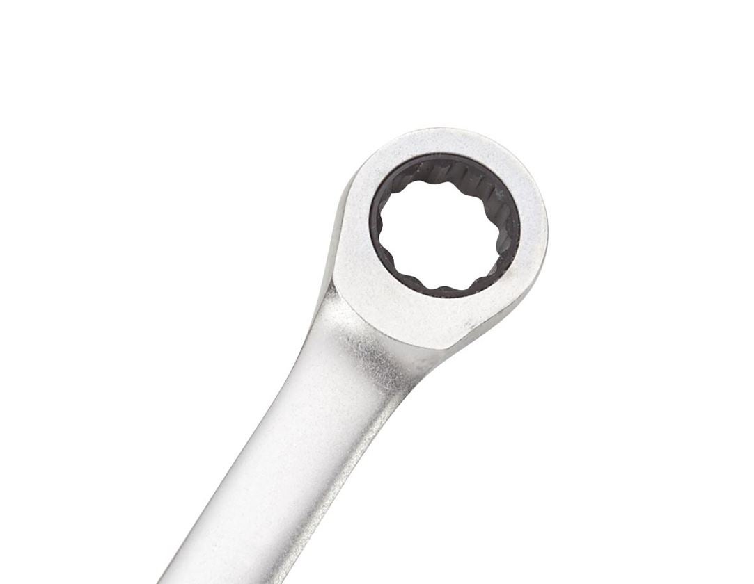 Strauss e.s. Ratch-Tech-Satz Gerade