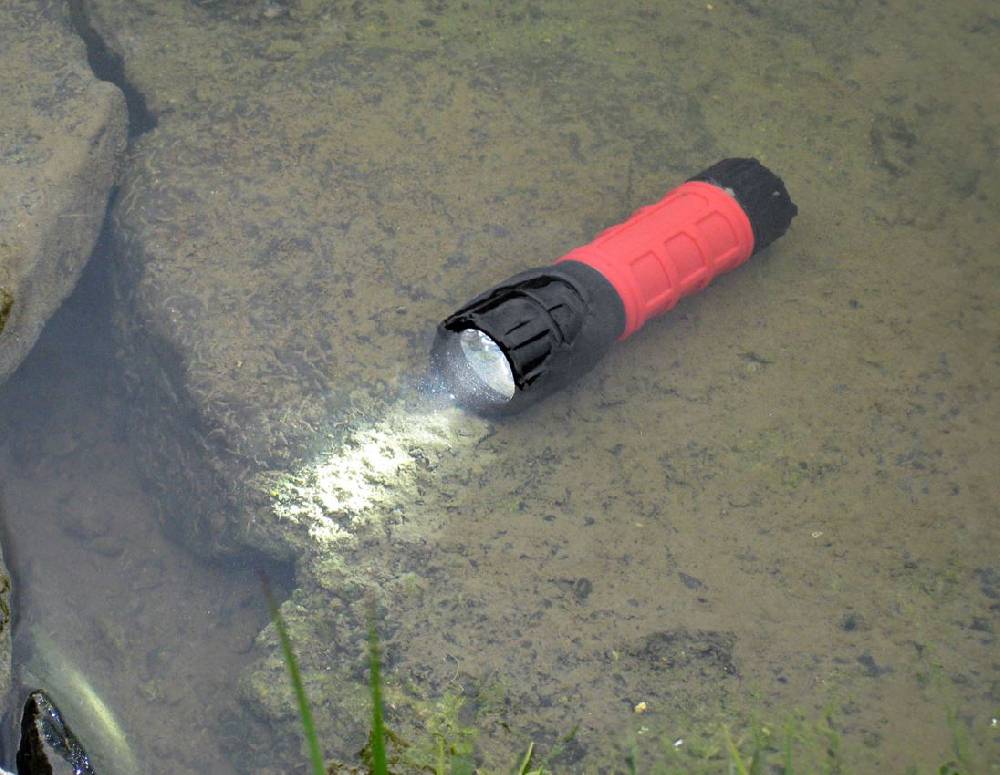 Strauss LED Stabtaschenlampe XPE Unbreakable