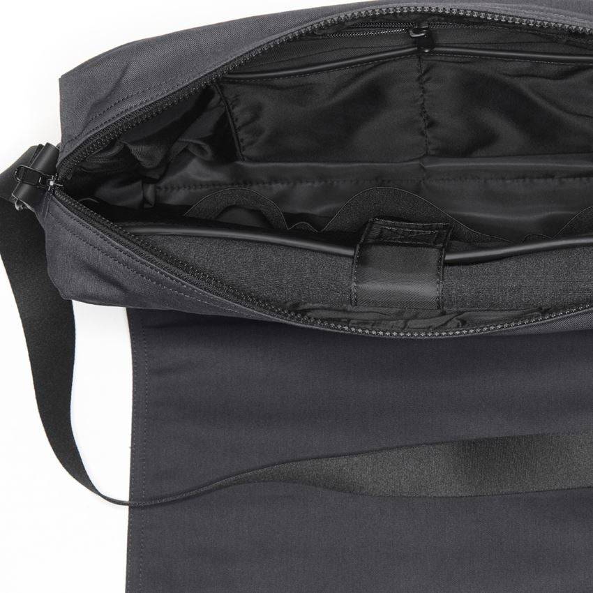 Strauss Messenger Bag E.s.motion Ten