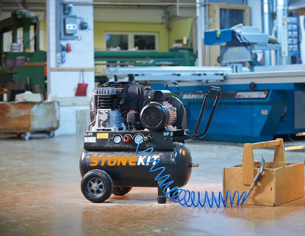 Strauss STONEKIT Werkstattkompressor Tech 400