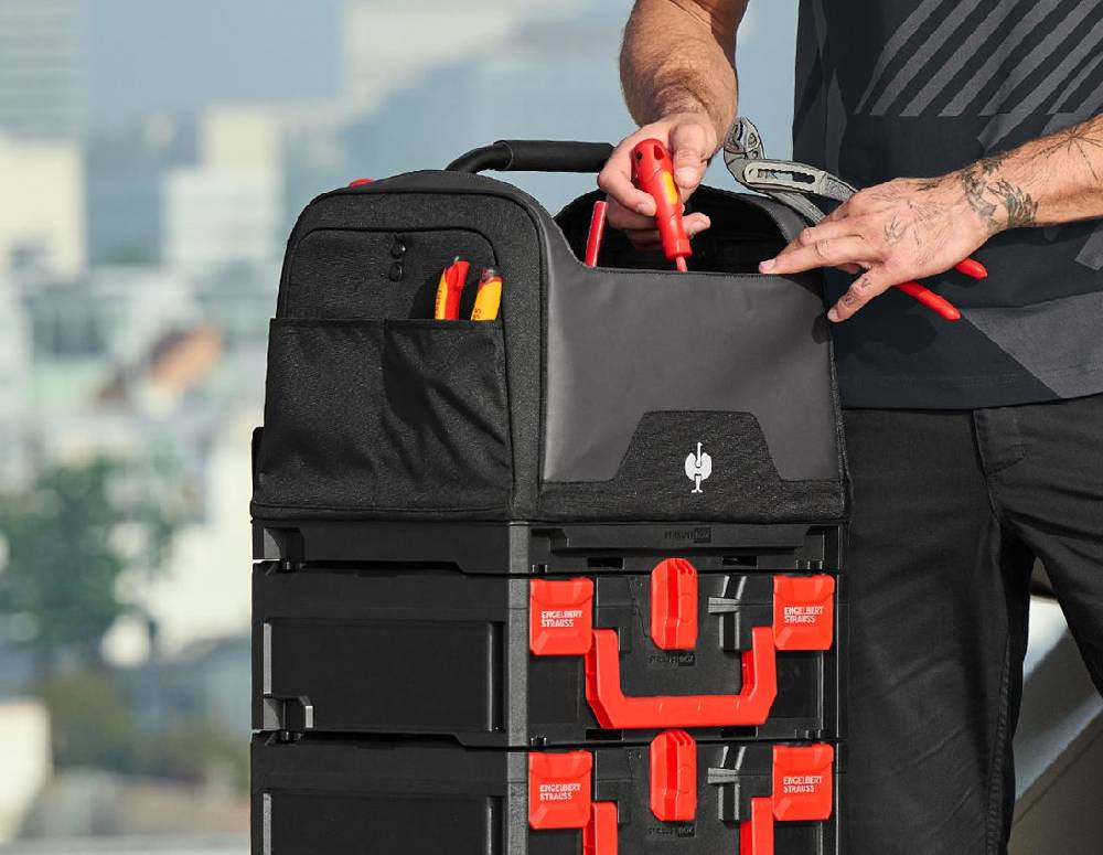 Strauss Werkzeug-Set + STRAUSSbox Werkzeugtasche offen