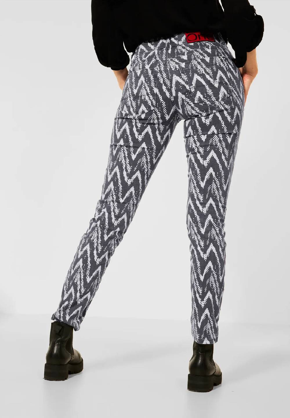 Street One Casual Fit Denim Mit Print - Style JANE