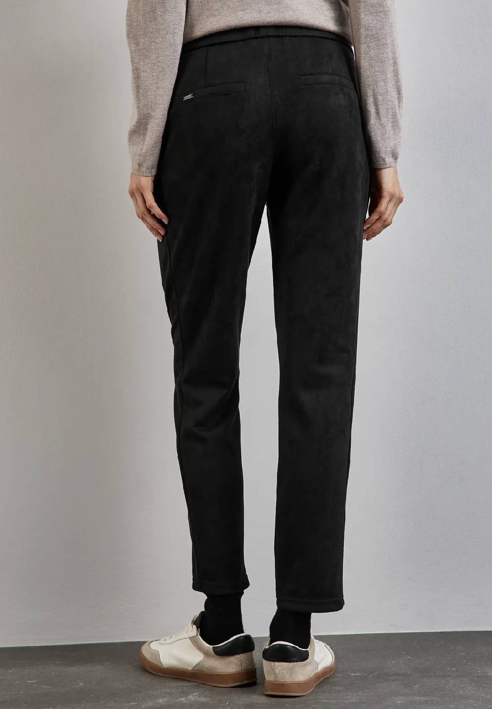 Street One Hose Im Velours-Look - Style BONNY