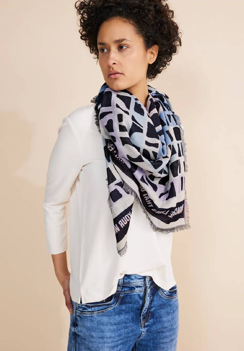 Street One Jacquard Print Tuch