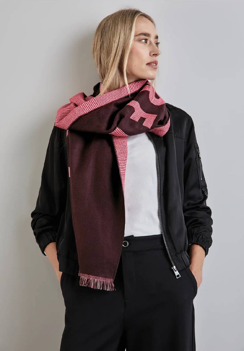 Street One Jaquard-Schal