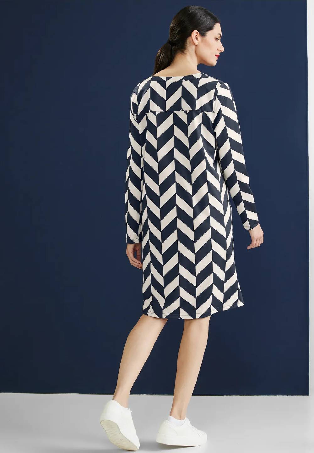 Street One Kleid Mit Grafischem Print