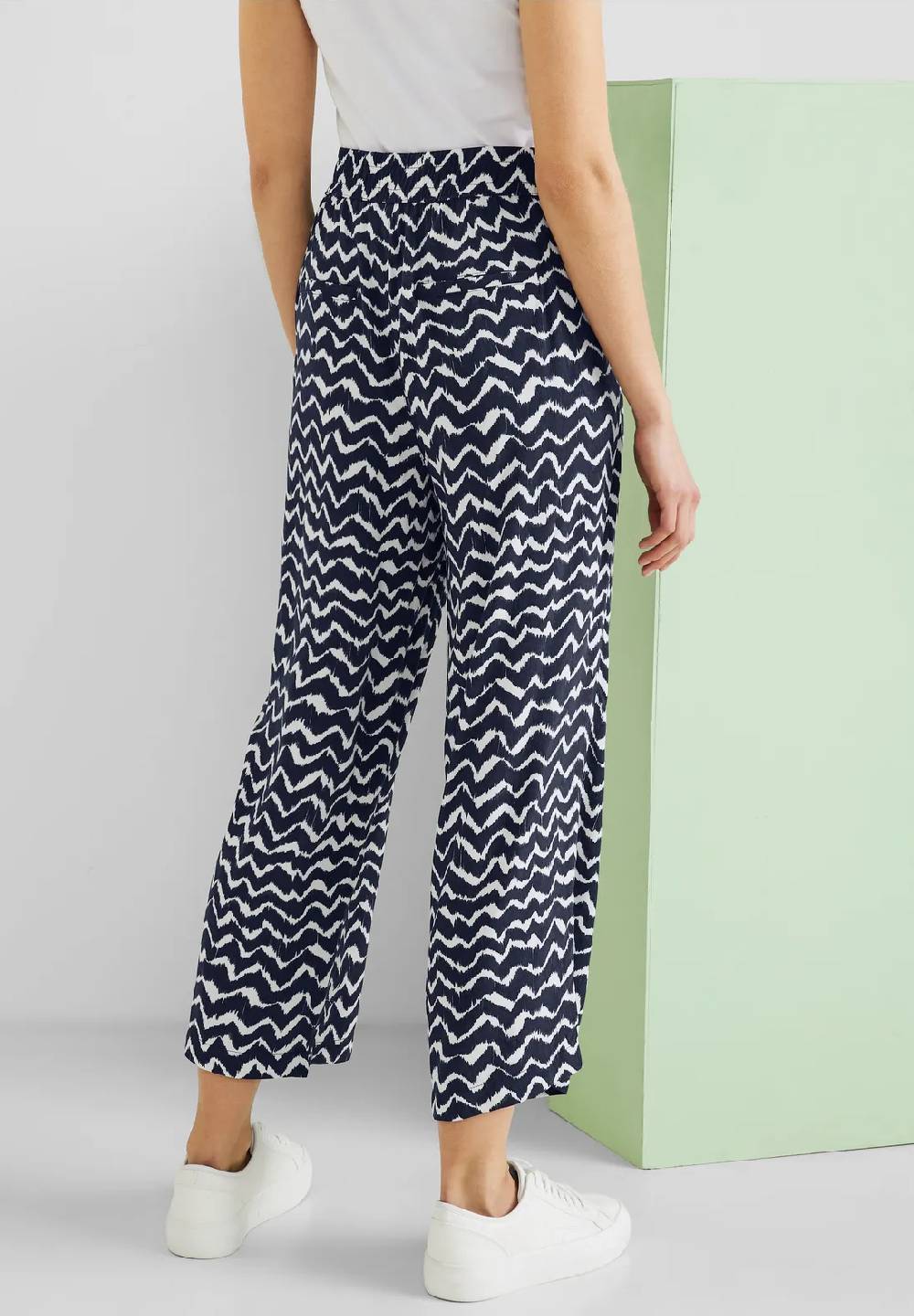 Street One Loose Fit Hose Mit Ikatprint - Style EMEE