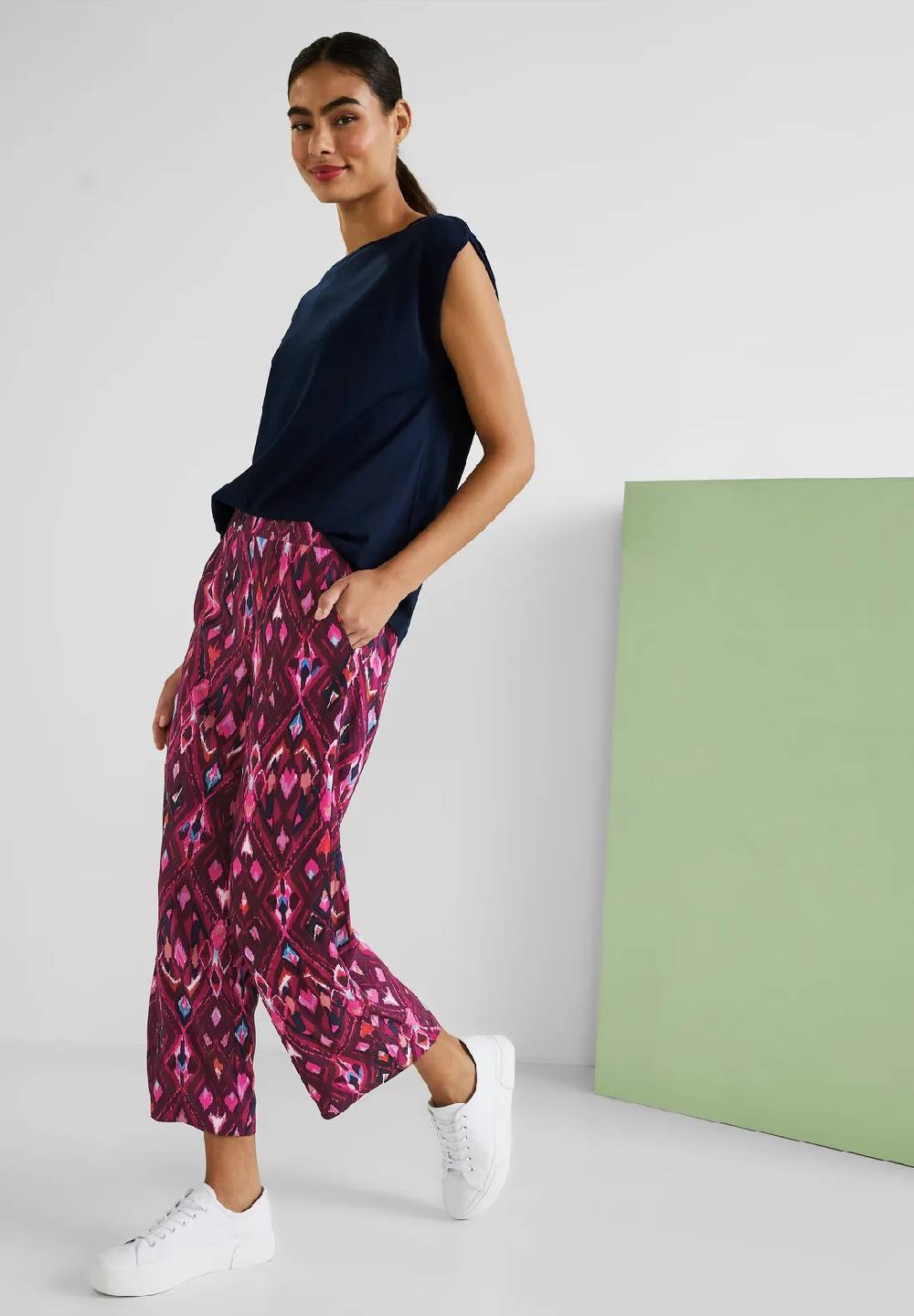 Street One Loose Fit Hose mit Ikatprint - Style EMEE