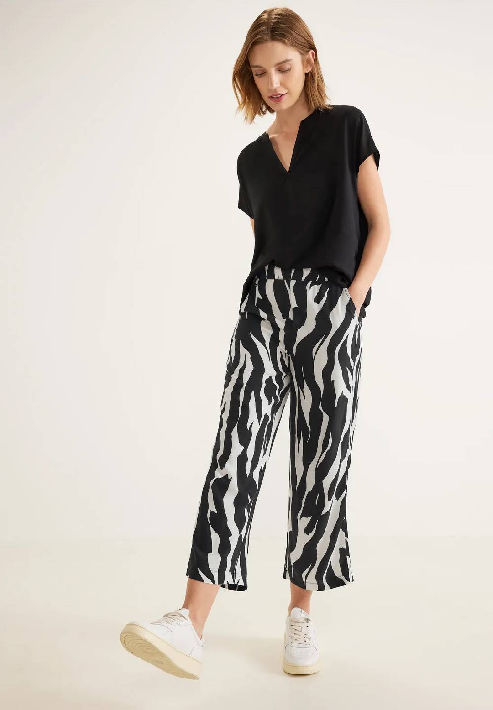 Street One Loose Fit Hose mit Ikatprint - Style EMEE