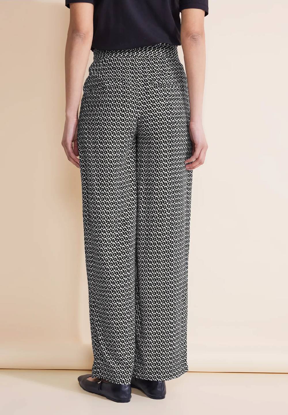 Street One Loose Fit Hose - Style NEW EMEE