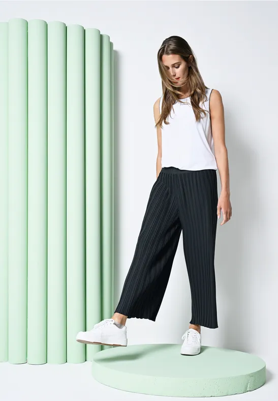 Street One Loose Fit Plissée Hose
