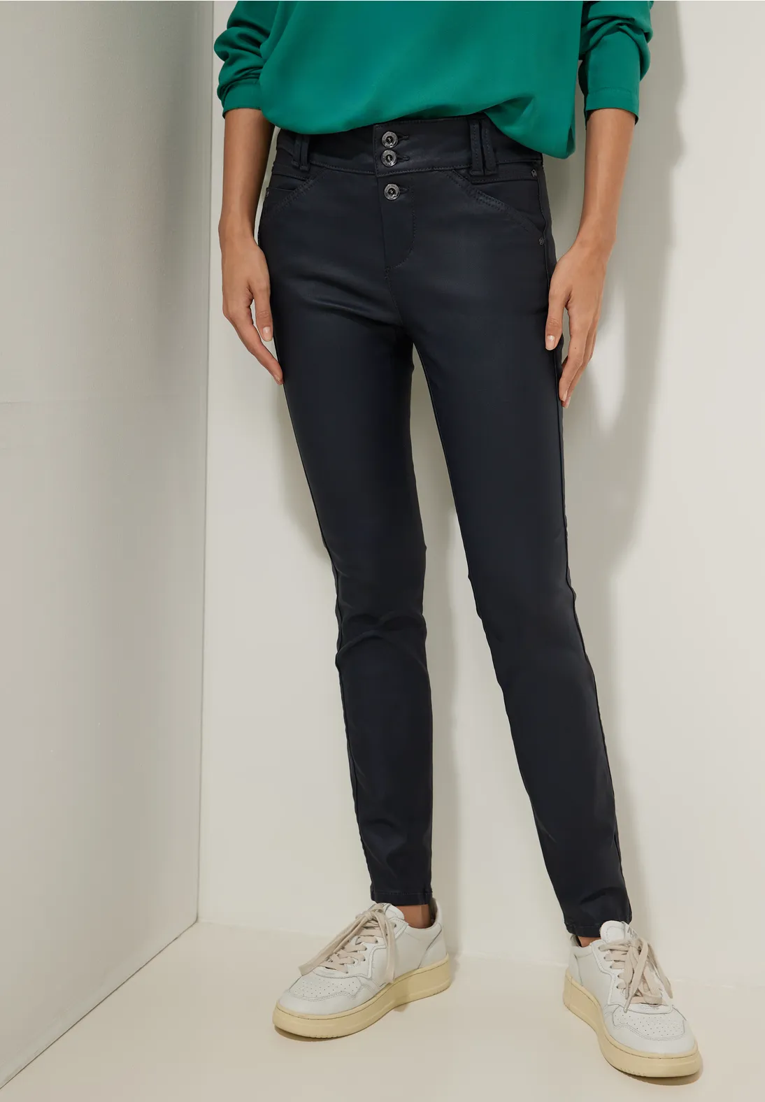 Street One Slim Fit Hose mit Coating - Style YORK