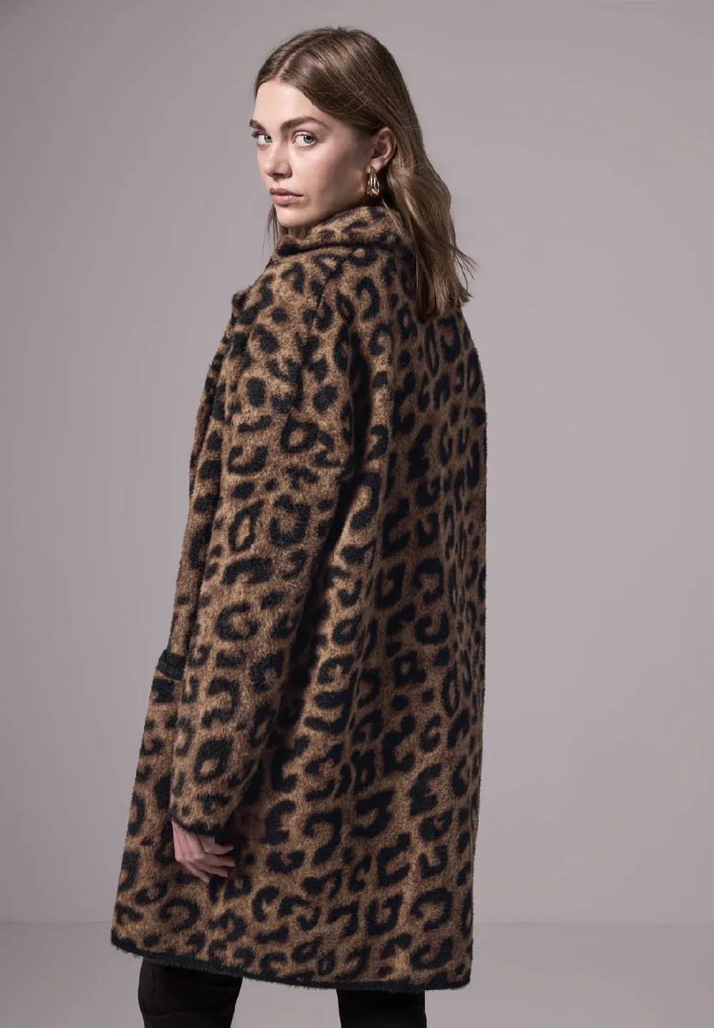 Street One Strickmantel Im Leo-Look