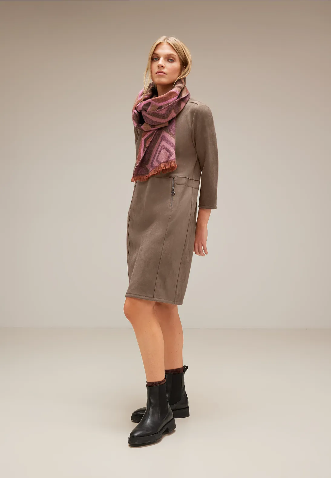 Street One Velours Kleid