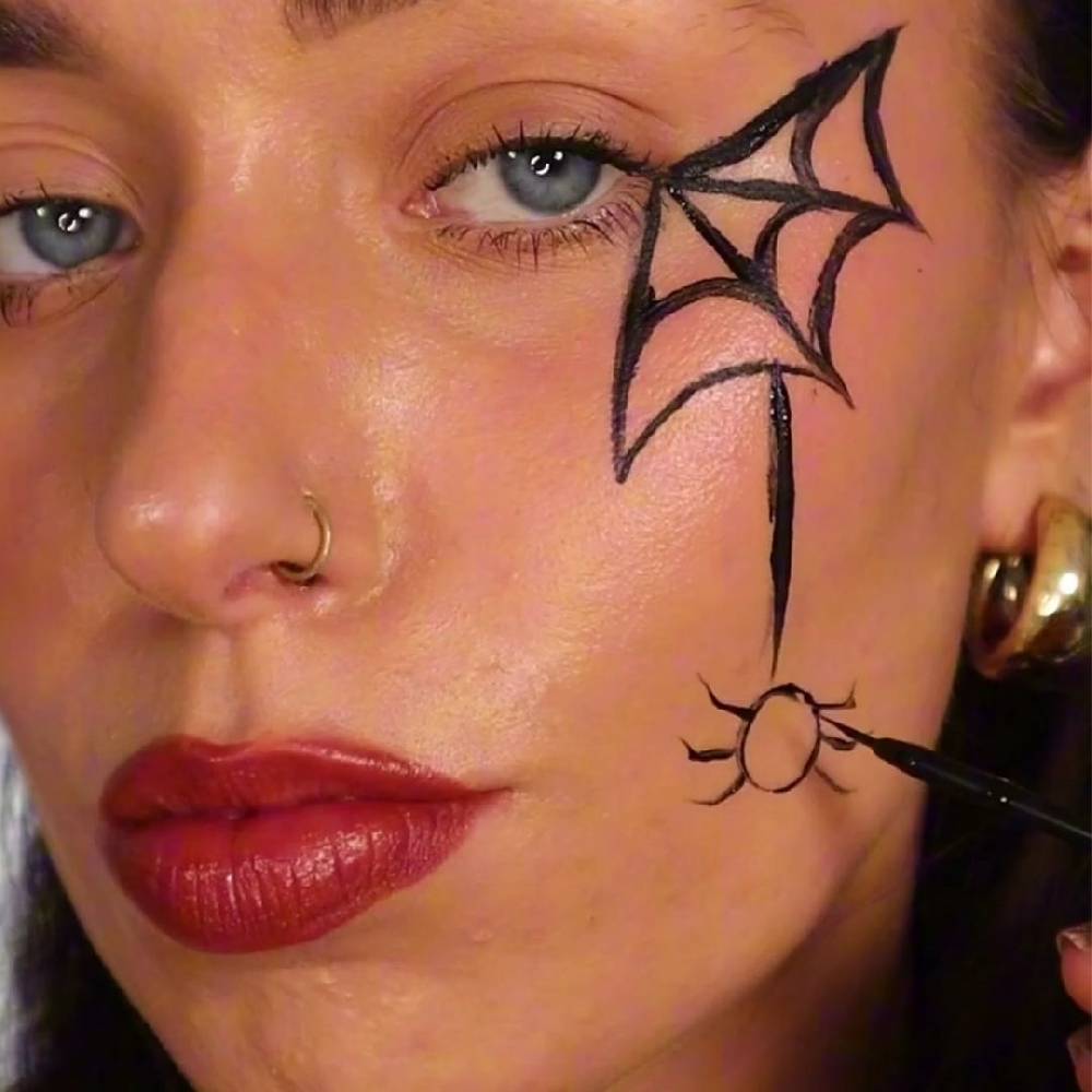 Strong Cosmetics Halloween-Bundle