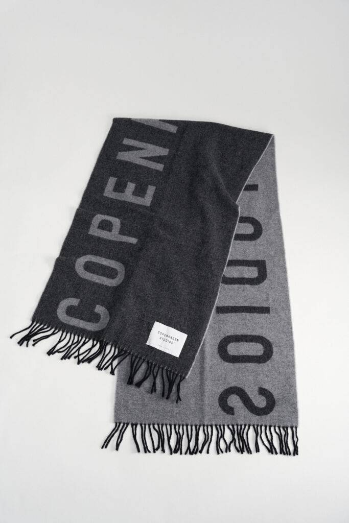 Studio Copenhagen CPH SHAWL 1 wool mix black