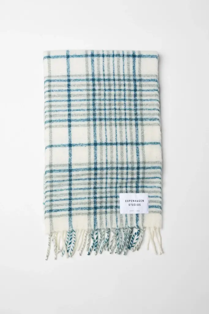Studio Copenhagen CPH SHAWL 10 wool mix turquoise