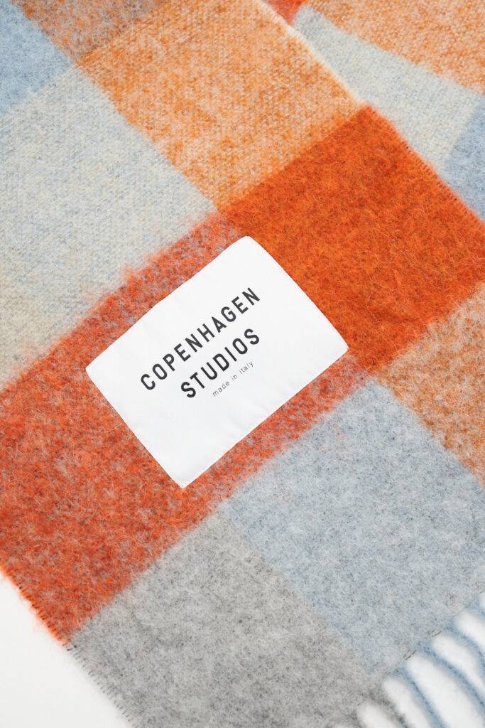 Studio Copenhagen CPH SHAWL 2 Wool Mix Blue/orange
