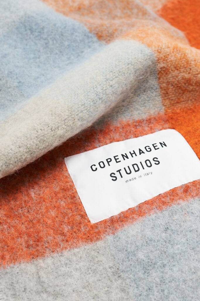 Studio Copenhagen CPH SHAWL 2 Wool Mix Blue/orange