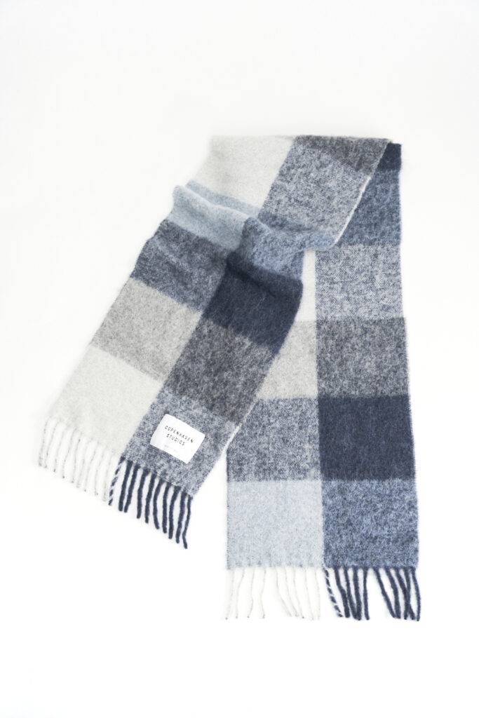 Studio Copenhagen CPH SHAWL 4 wool mix blue