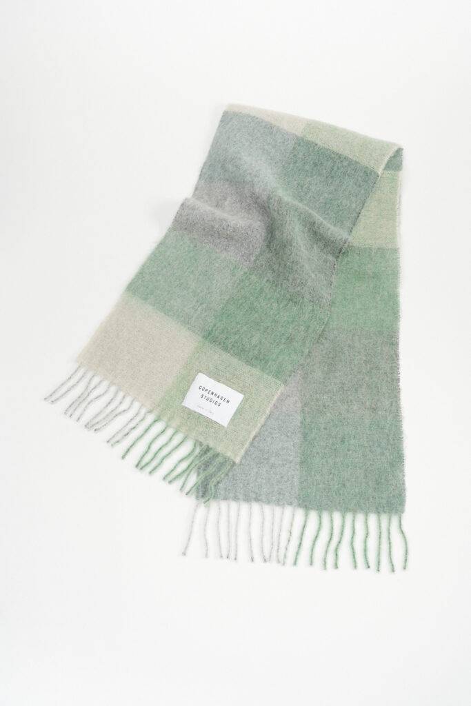 Studio Copenhagen CPH SHAWL 4 wool mix jade green
