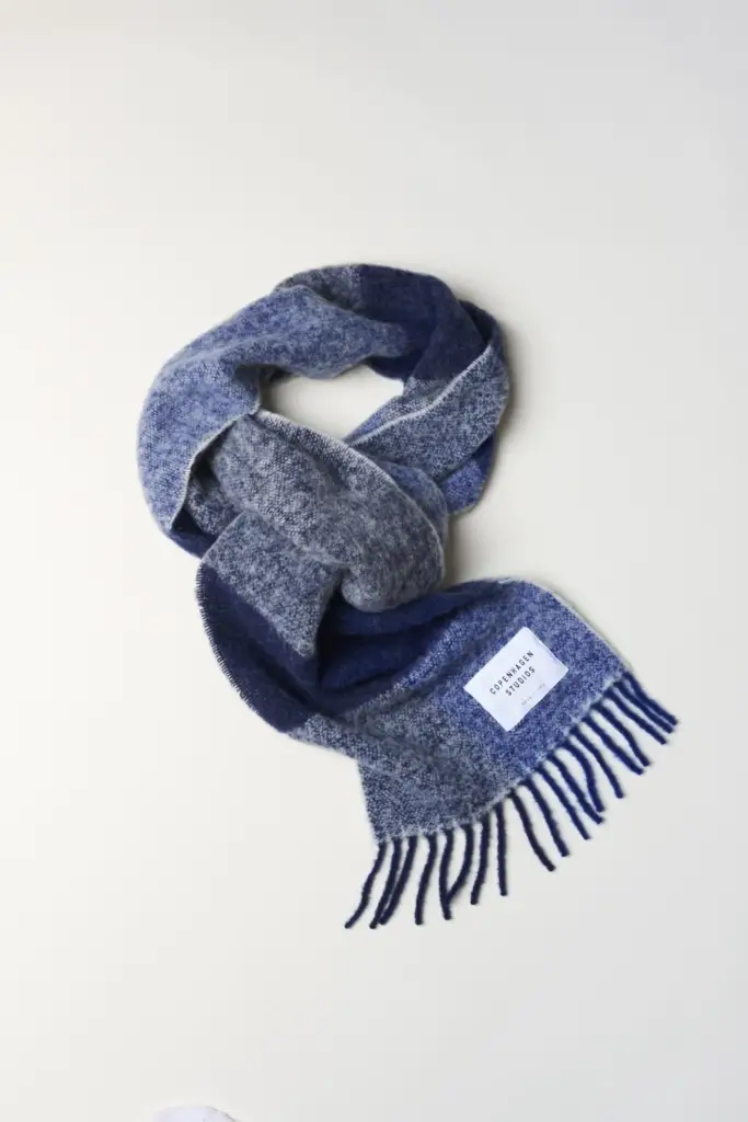 Studio Copenhagen CPH SHAWL 4 Wool Mix Royal Blue