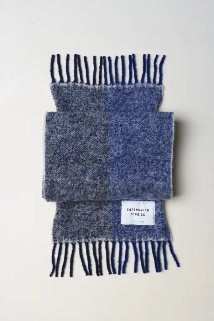 Studio Copenhagen CPH SHAWL 4 Wool Mix Royal Blue