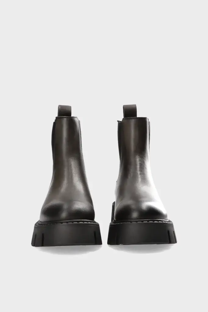 Studio Copenhagen CPH137 Vintage Vitello Off Black