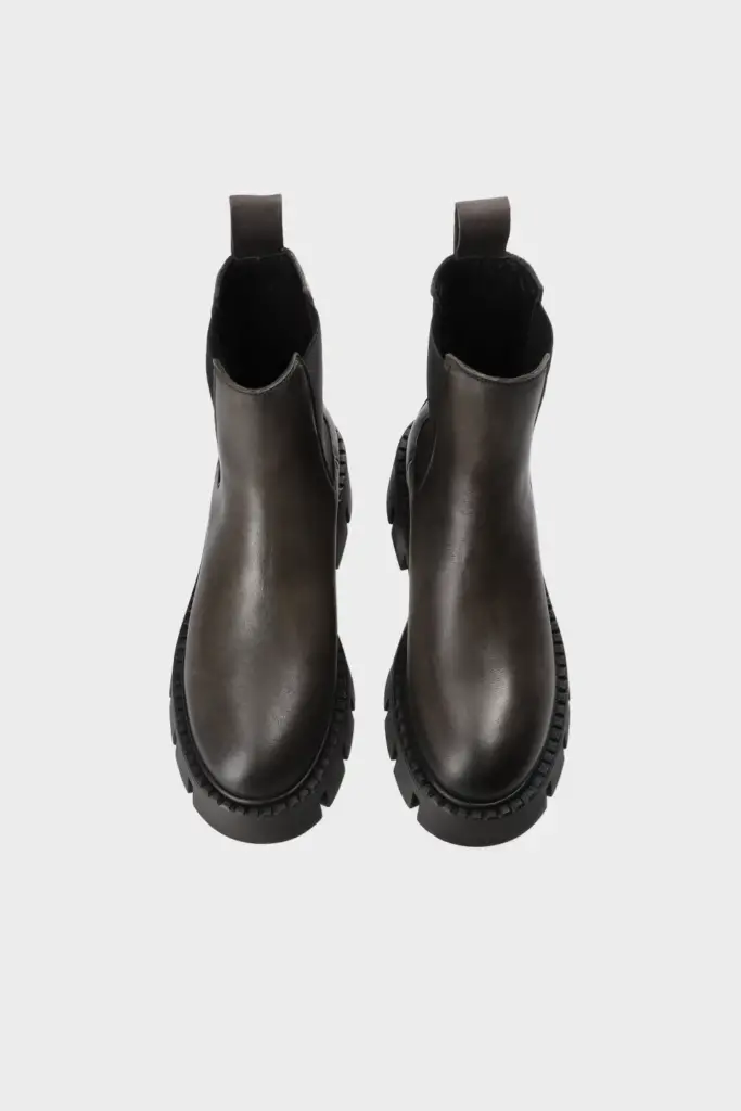 Studio Copenhagen CPH137 Vintage Vitello Off Black