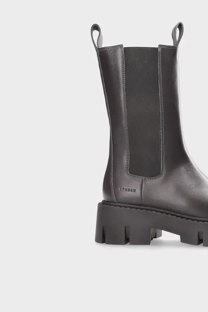 Studio Copenhagen CPH139 Vitello Dark Grey