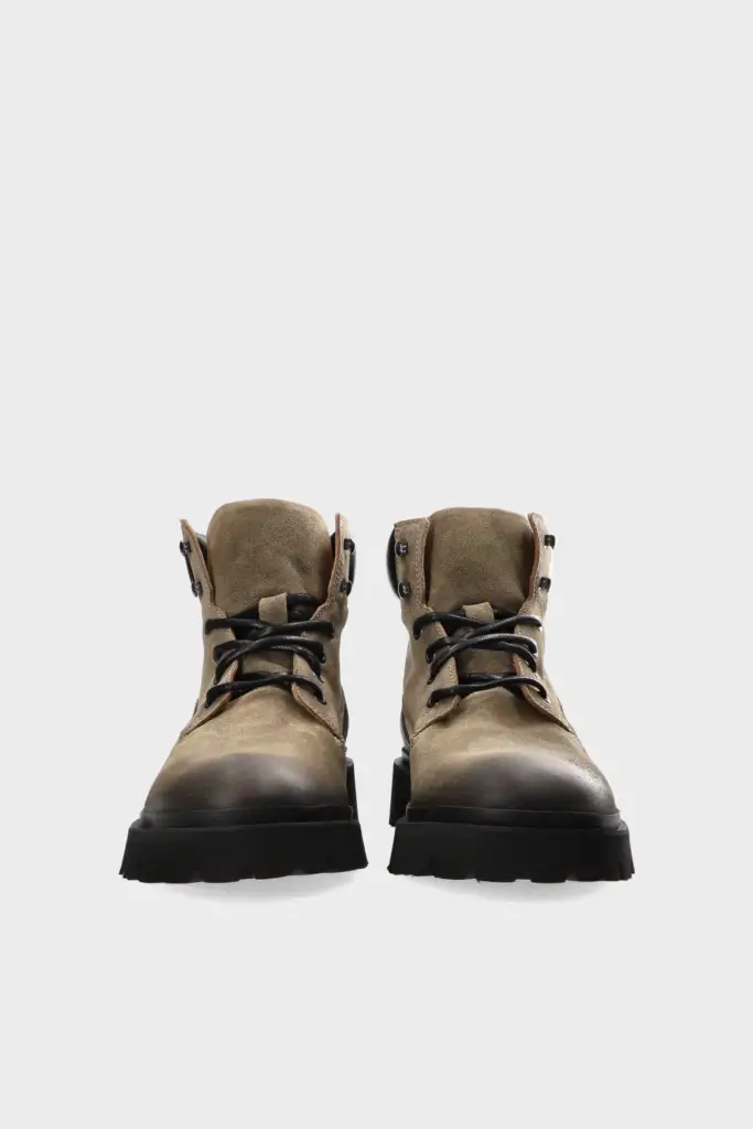 Studio Copenhagen CPH171M Waxed Suede Black/olive