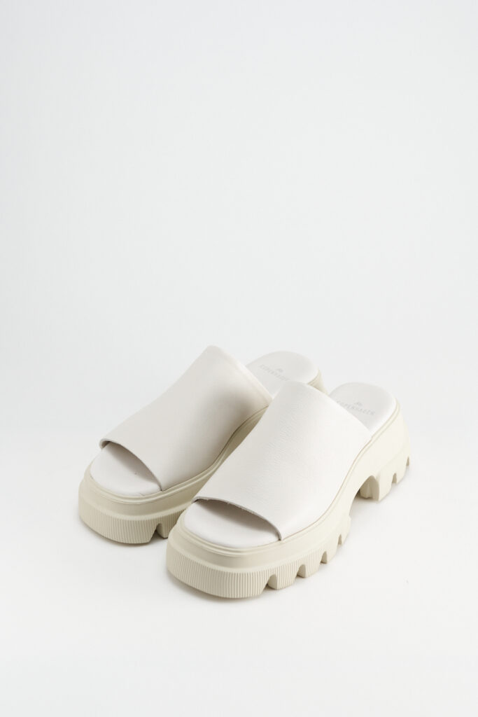 Studio Copenhagen CPH231 Vitello Eggshell