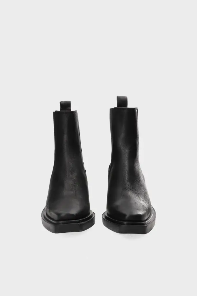 Studio Copenhagen CPH236 Waxed Nabuc Black