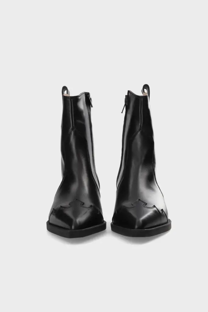 Studio Copenhagen CPH239 Vitello Black