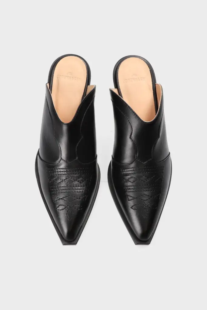 Studio Copenhagen CPH246 Vitello Black