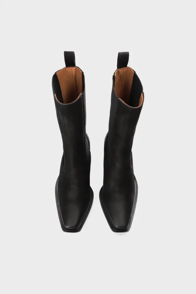 Studio Copenhagen CPH282 Waxed Nabuc Black