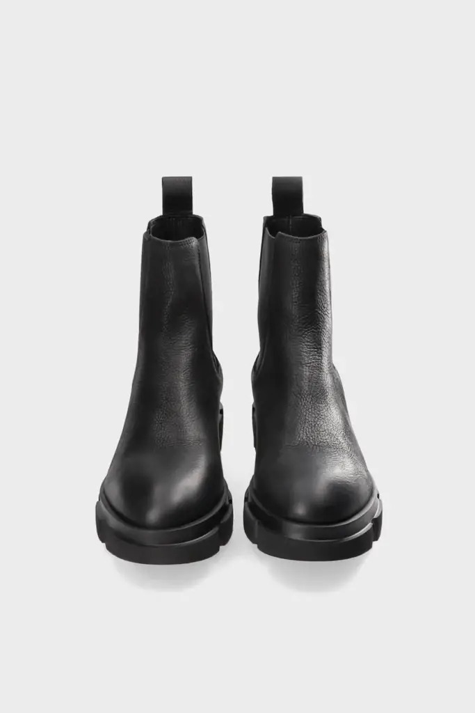 Studio Copenhagen CPH570 Waxed Nabuc Black