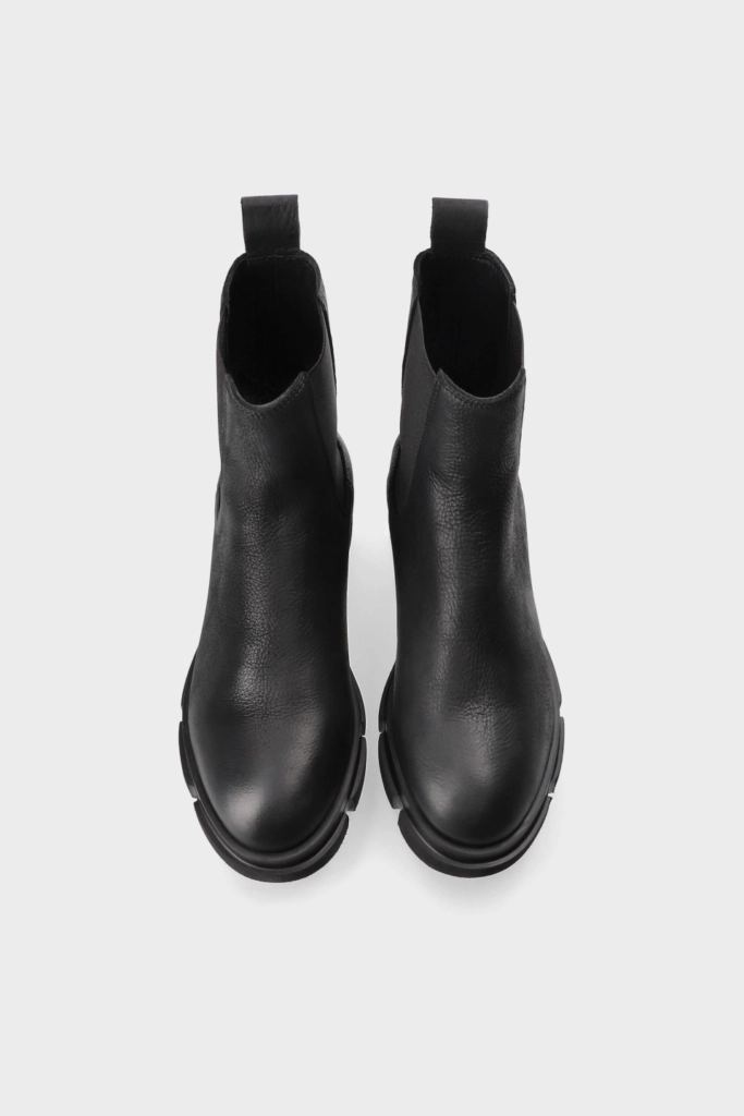 Studio Copenhagen CPH570 Waxed Nabuc Black