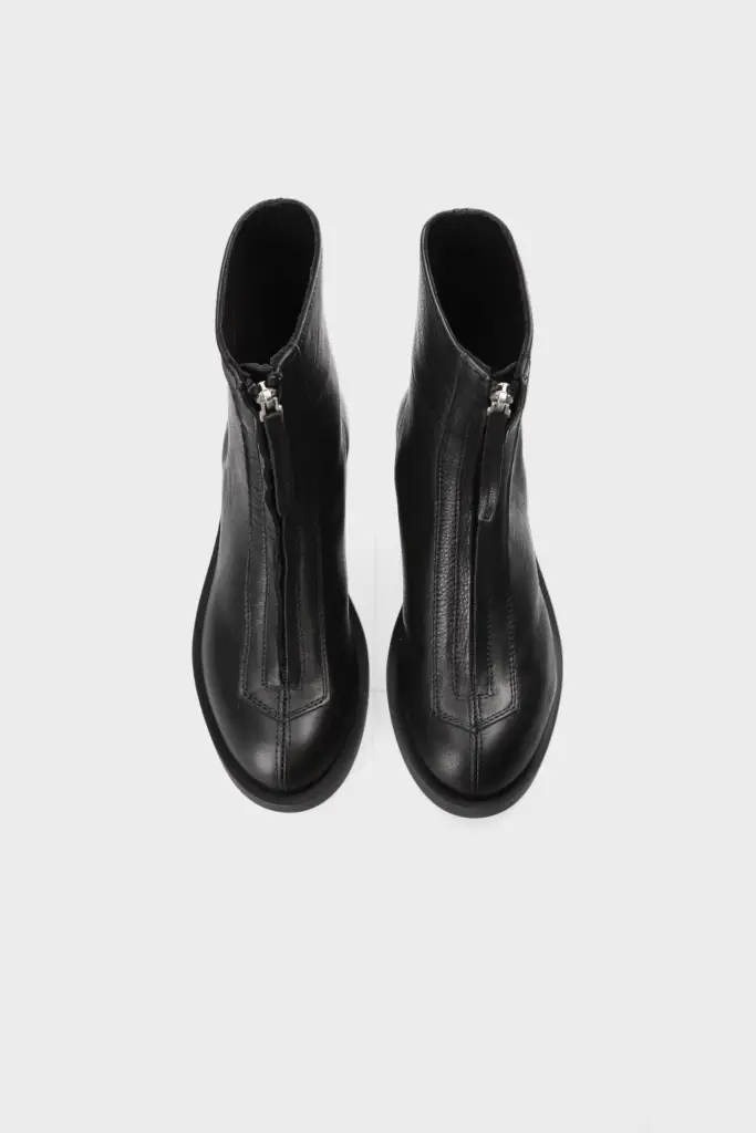 Studio Copenhagen CPH681 Vitello Black