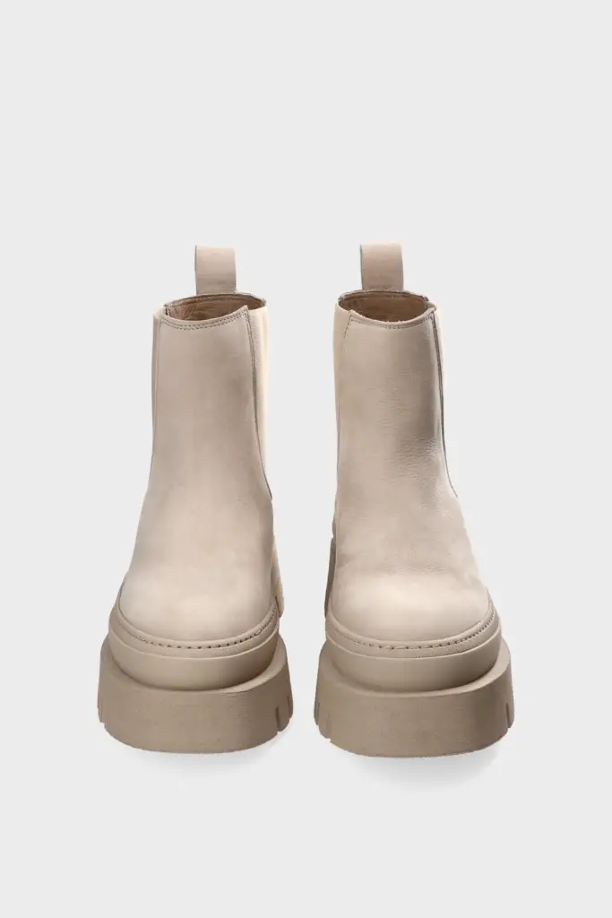 Studio Copenhagen CPH686 Nabuc Almond