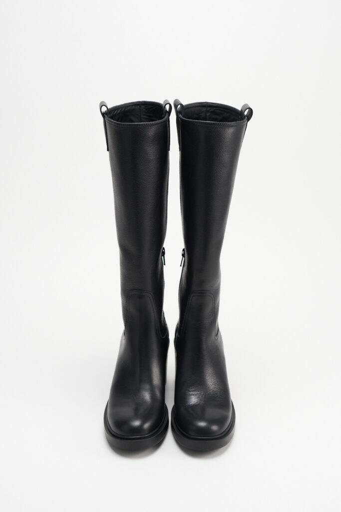 Studio Copenhagen CPH827 Vitello Black