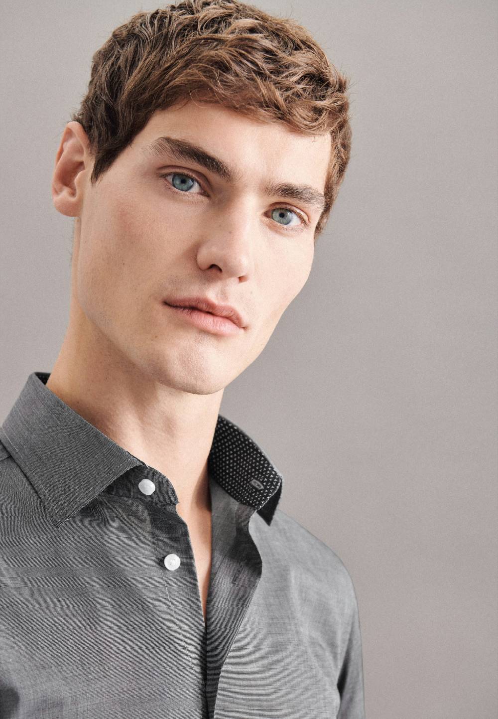 Studio Seidensticker Bügelfreies Fil A Fil Business Hemd In X-Slim Mit Kentkragen