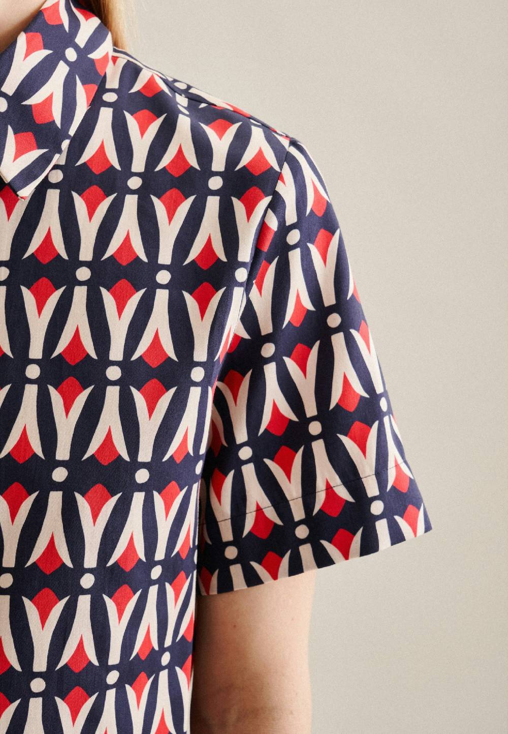 Studio Seidensticker Kurzarm Satin Hemdbluse