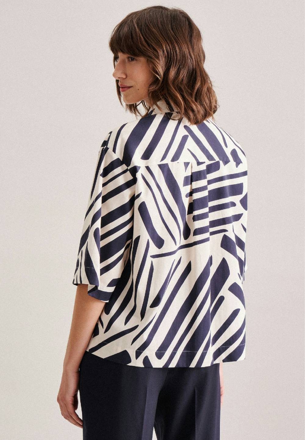 Studio Seidensticker Kurzarm Satin Hemdbluse