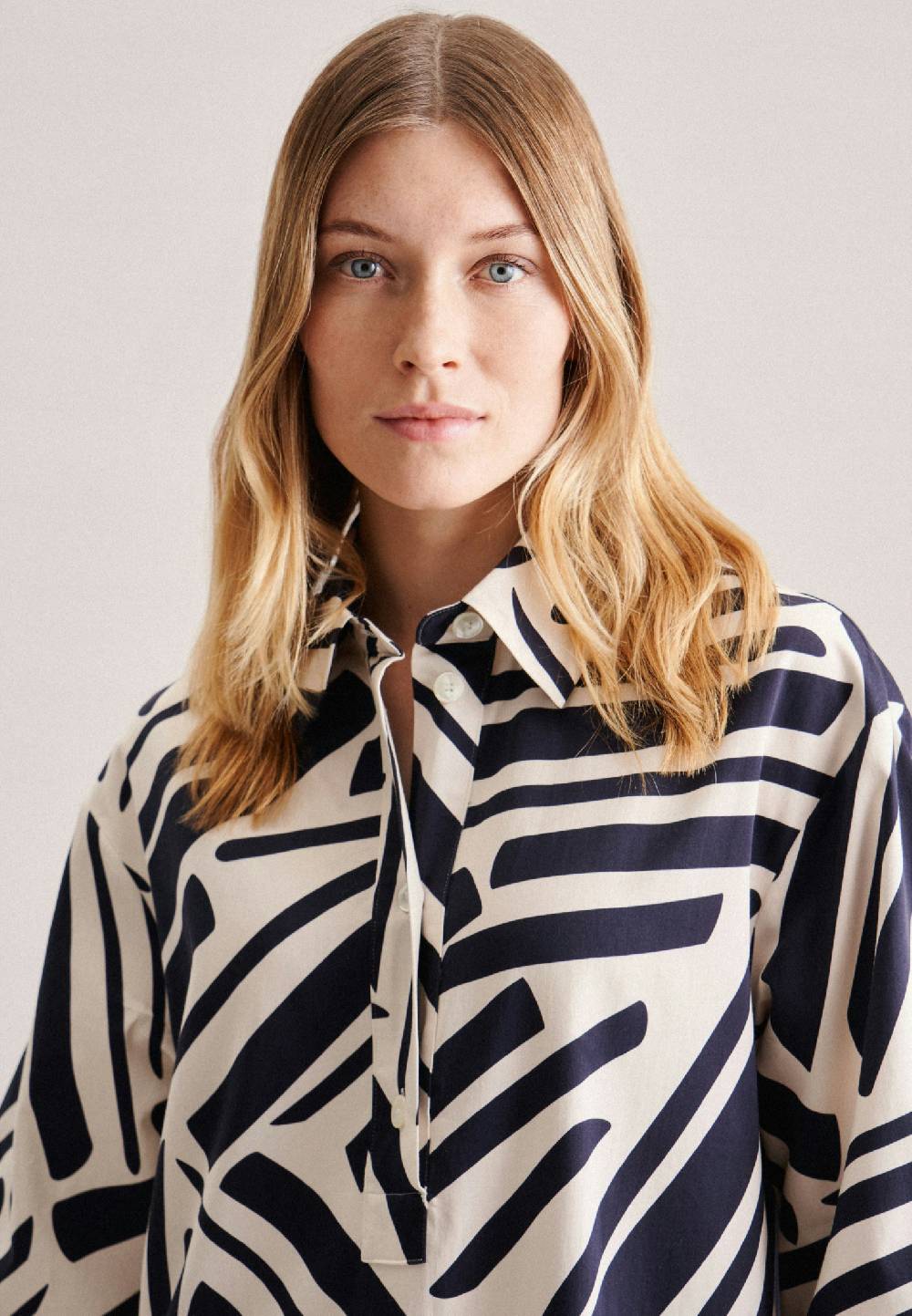 Studio Seidensticker Satin Midi Kleid