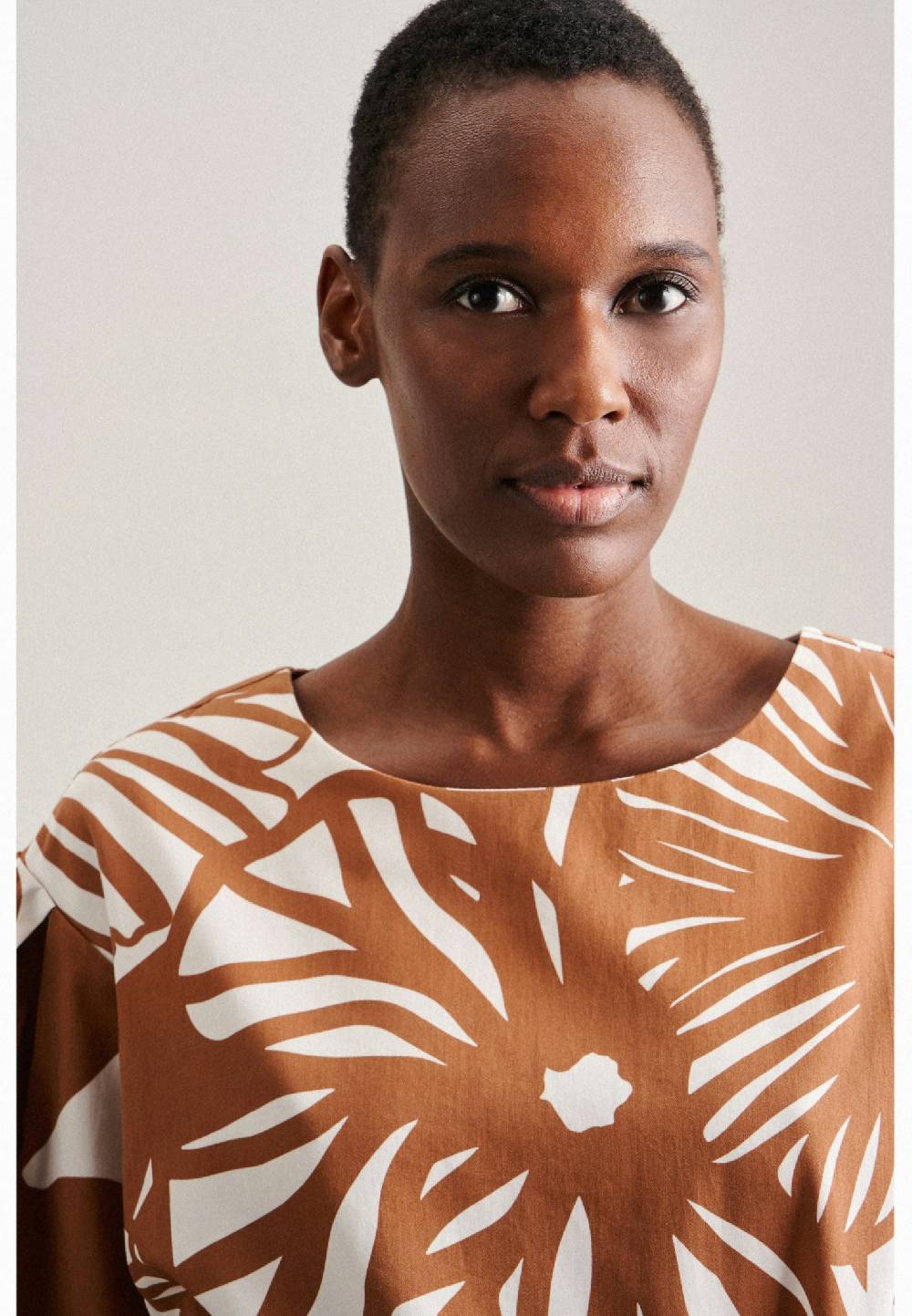 Studio Seidensticker Satin Midi Kleid