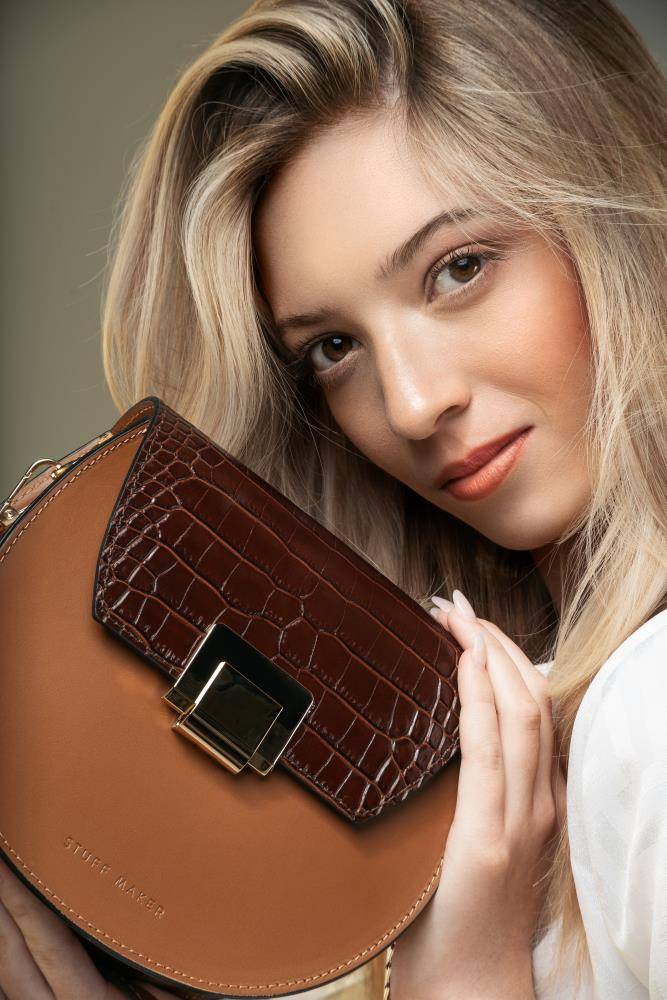 Stuff Maker Crossbody Bag Janet In Cognac/Braun