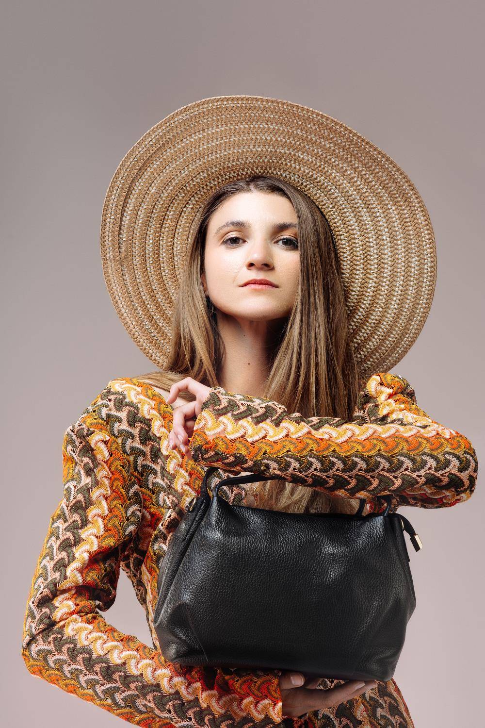 Stuff Maker Crossbody Bag Susann In Schwarz