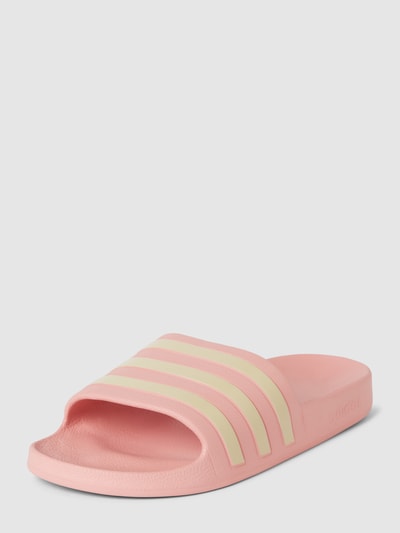 Peek & Cloppenburg ADIDAS SPORTSWEARSlides mit labeltypischen Streifen Modell 'ADILETTE AQUA' in altrosa